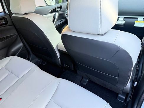 New 2026 Mitsubishi Eclipse Cross SEL image 26