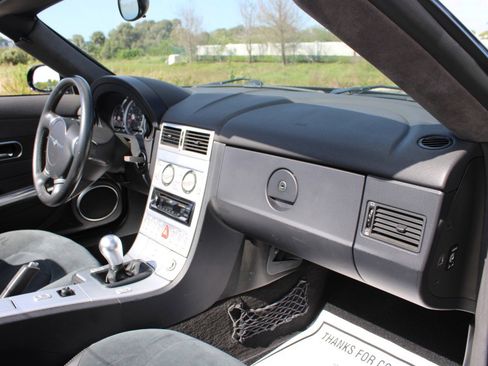 Used 2005 Chrysler Crossfire Convertible image 22