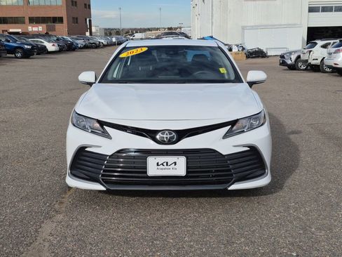 Used 2023 Toyota Camry LE image 3