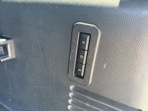 Used 2016 Lincoln Navigator L Select AWD/4WD image 13