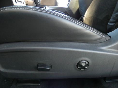 Used 2014 Dodge Challenger R/T image 44