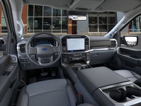 New 2025 Ford F150 Lariat w/ FX4 Off-Road Package image 9