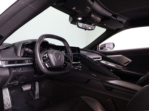 Used 2021 Chevrolet Corvette Stingray Preferred Cpe w/ Battery Protection Package RWD image 18