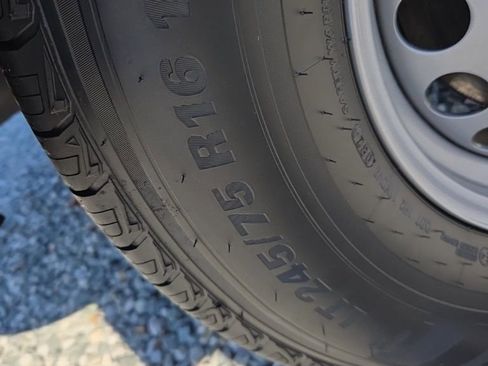 Used 2025 Mercedes-Benz Sprinter 2500 image 26