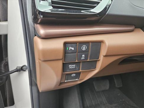 Used 2025 Acura RDX SH-AWD w/ Technology Package image 10