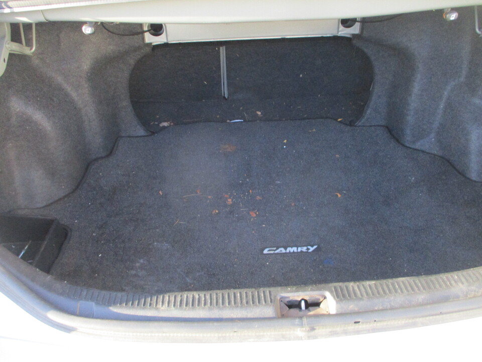 Used 2007 Toyota Camry LE FWD image 6