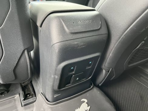 Used 2024 Ford Bronco Black Diamond image 15