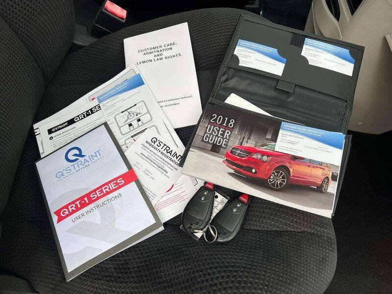 Used 2018 Dodge Grand Caravan SE w/ UConnect Hands-Free Group FWD image 58