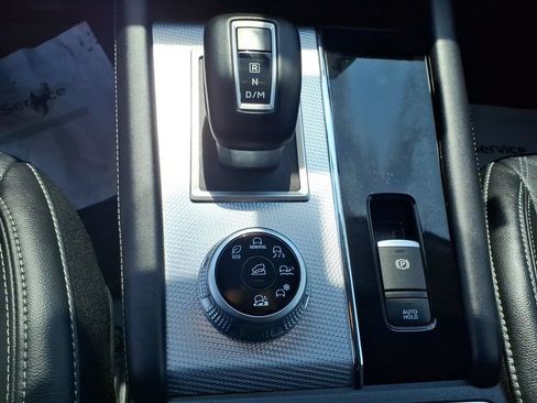 Used 2024 Mitsubishi Outlander SEL AWD/4WD image 19