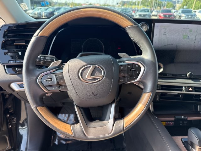Used 2024 Lexus RX 350 Premium w/ Convenience Package AWD/4WD image 16