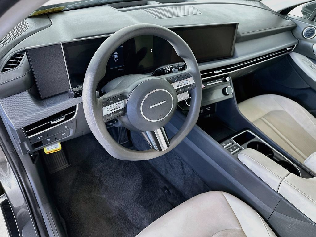 Used 2025 Hyundai Sonata SEL FWD image 27