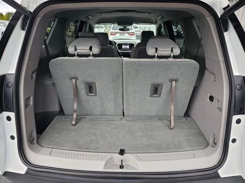 Used 2019 GMC Acadia SLE AWD/4WD image 17