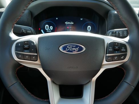 Used 2026 Ford Explorer Active w/ Active Comfort Package AWD/4WD image 25