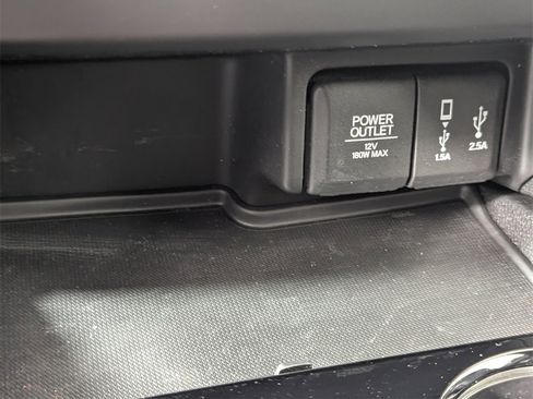 Used 2018 Honda Pilot Elite image 20