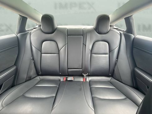 Used 2023 Tesla Model 3 Standard Range RWD image 10