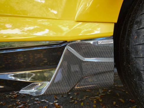 Used 2021 Lamborghini Urus Sport Utility 4D image 24