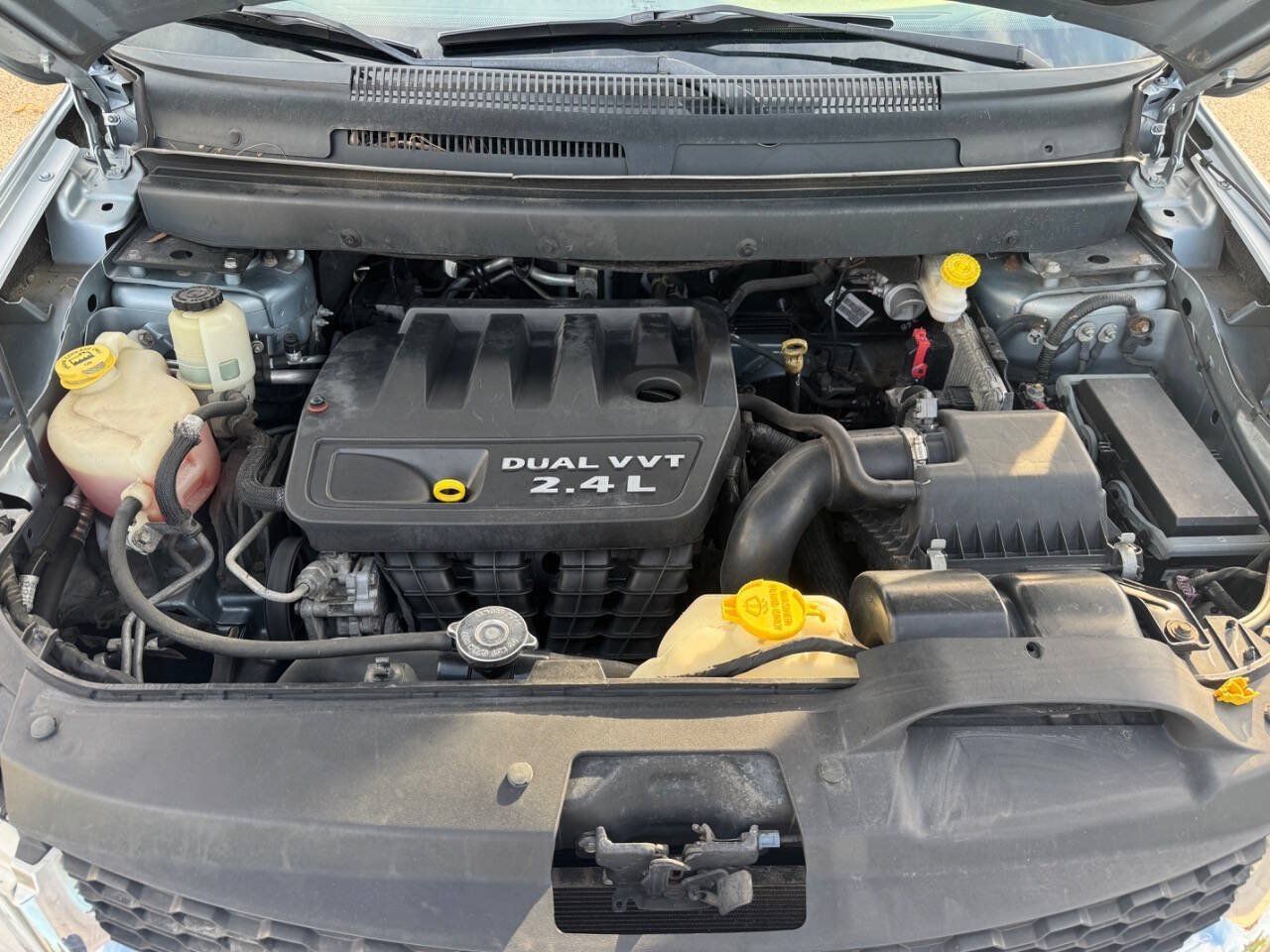 Used 2013 Dodge Journey SXT FWD image 11