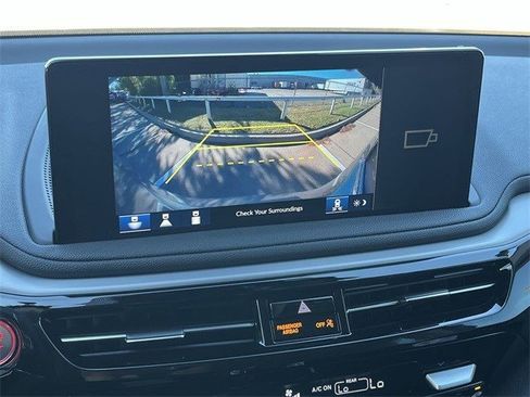 Used 2026 Acura MDX FWD image 18