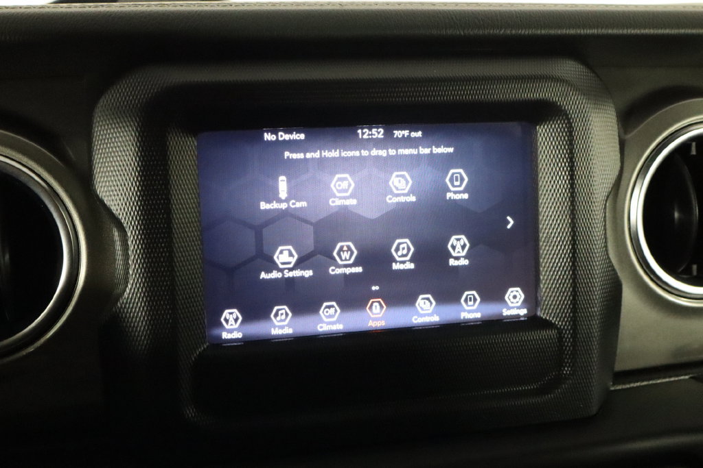 Used 2021 Jeep Wrangler Unlimited Sahara AWD/4WD image 34