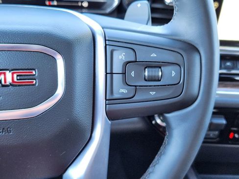 Used 2025 GMC Sierra 1500 Elevation w/ Preferred Package image 19