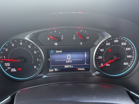 Used 2023 Chevrolet Equinox LT AWD/4WD image 18