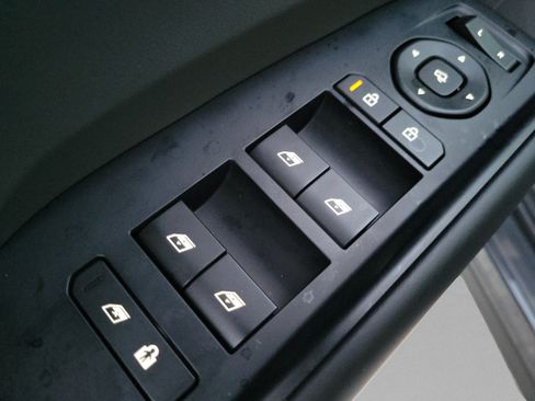 New 2026 Kia EV9 Light RWD image 16