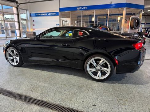 Used 2020 Chevrolet Camaro LT image 6