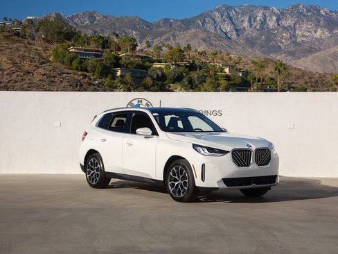 Used 2026 BMW X3 xDrive30i AWD/4WD image 2