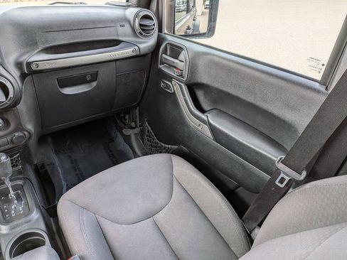 Used 2017 Jeep Wrangler Unlimited Sport w/ Quick Order Package 24S image 17