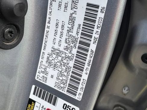 Used 2019 Toyota Tacoma TRD Sport AWD/4WD image 20