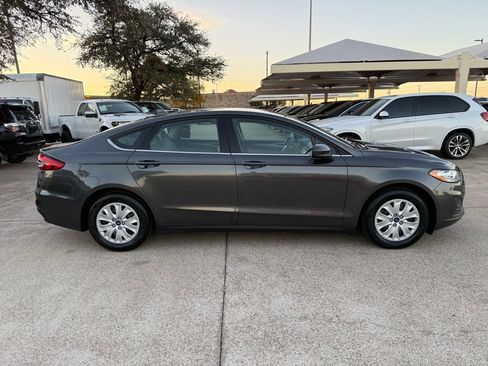 Used 2020 Ford Fusion S image 8