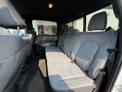 Used 2021 RAM 1500 Big Horn AWD/4WD image 32