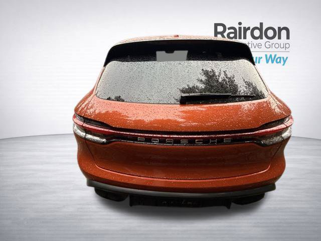 Used 2022 Porsche Macan AWD/4WD image 6