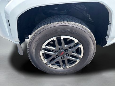 Used 2026 Toyota Tacoma TRD Sport AWD/4WD image 34