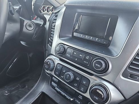 Used 2015 Chevrolet Tahoe LS image 15