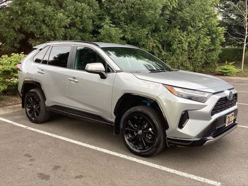 Certified 2024 Toyota RAV4 SE w/ Weather Package AWD/4WD image 7