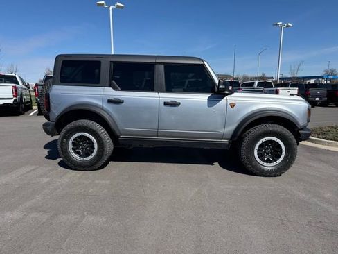 Certified 2024 Ford Bronco Badlands image 2