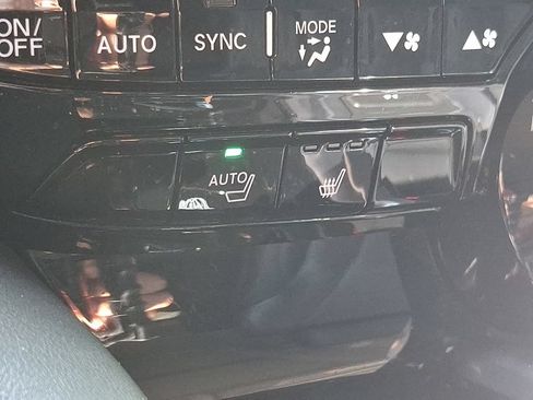Certified 2024 Acura MDX SH-AWD w/ Technology Package image 25