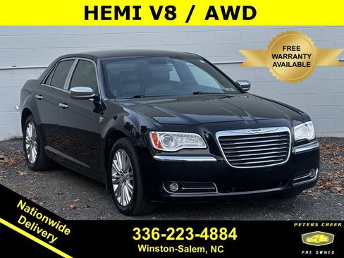 Used 2013 Chrysler 300 C image 1