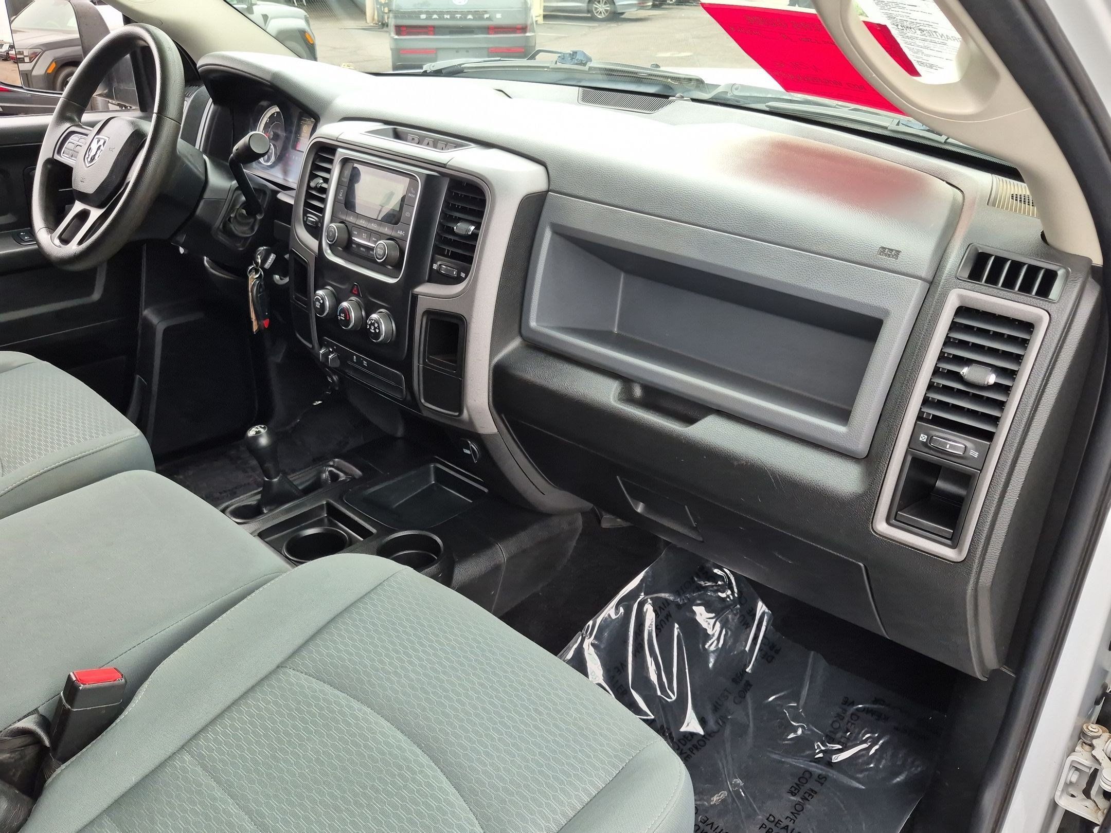 Used 2018 RAM 2500 Tradesman w/ Chrome Appearance Group AWD/4WD image 23