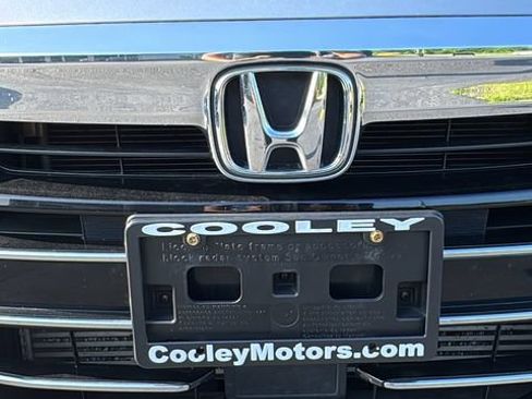 Used 2021 Honda Accord LX image 11