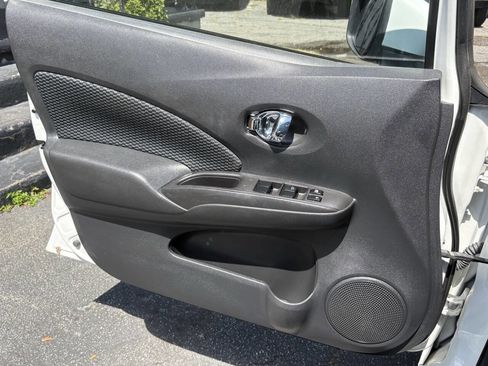 Used 2015 Nissan Versa Note SV image 16
