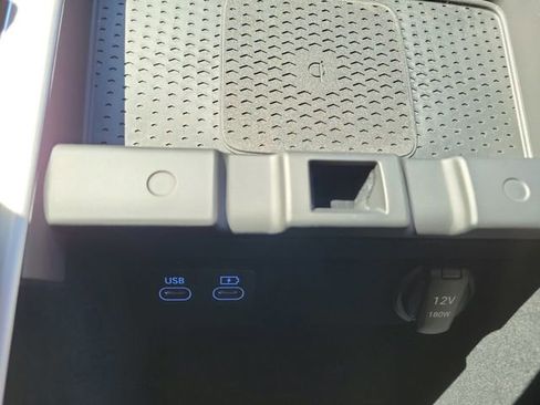 New 2026 Genesis GV70 2.5T Advanced w/ G1 Accessory Package image 32