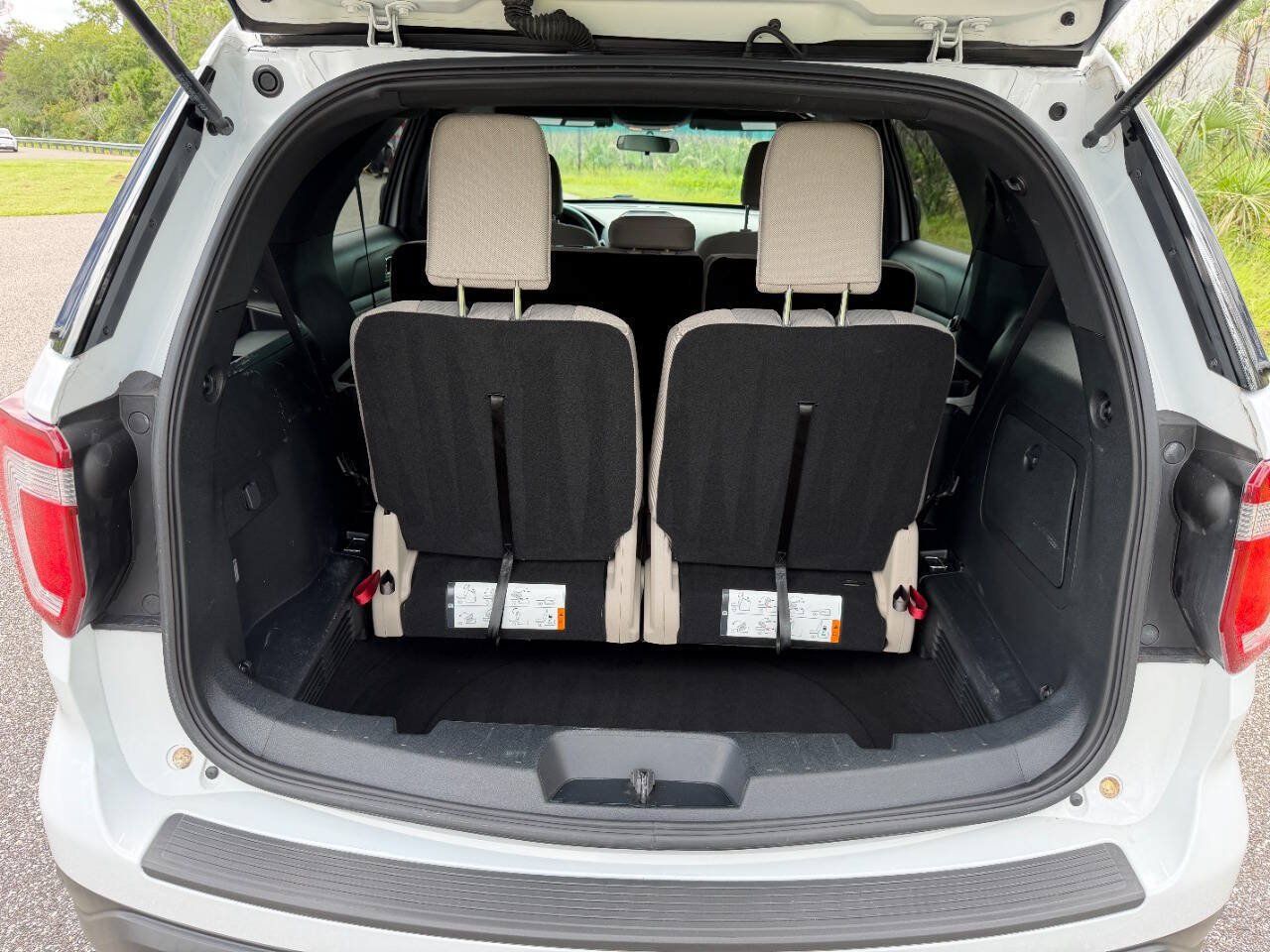 Used 2019 Ford Explorer FWD image 19