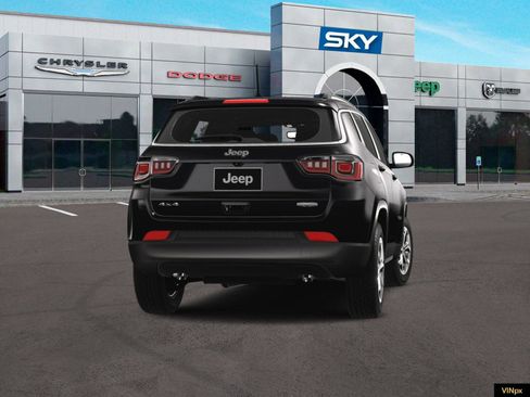 New 2025 Jeep Compass Latitude image 17