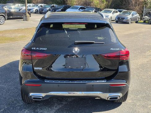 Used 2025 Mercedes-Benz GLA 250 4MATIC image 4