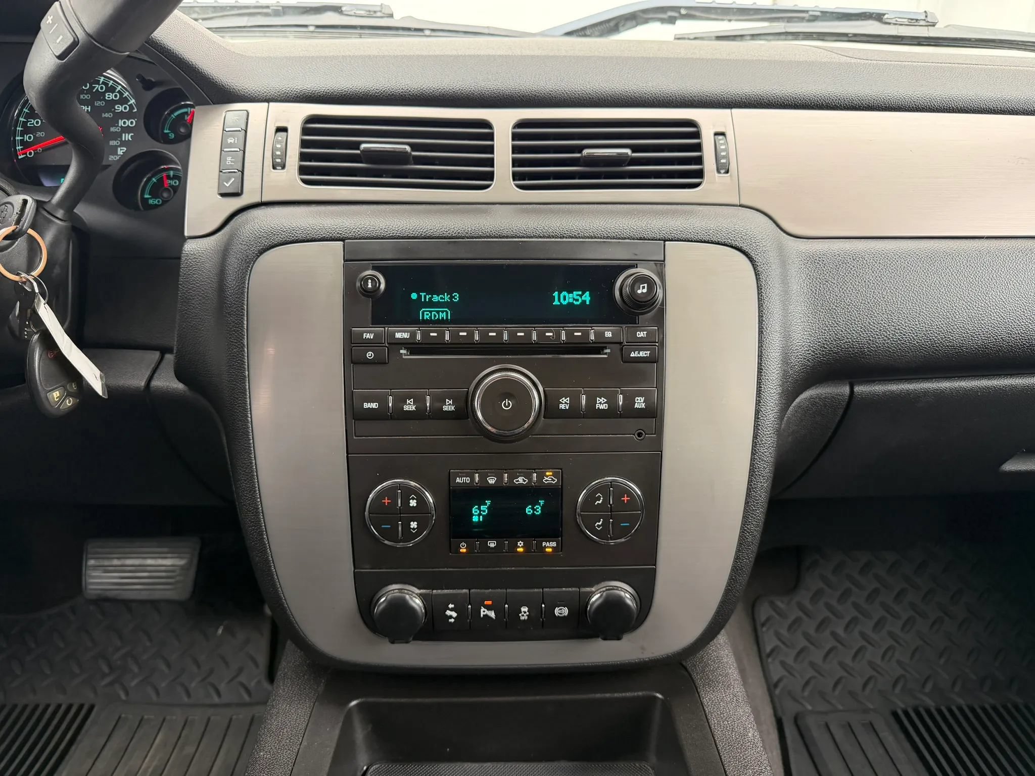 Used 2013 Chevrolet Silverado 3500 LTZ w/ LTZ Plus Package AWD/4WD image 19
