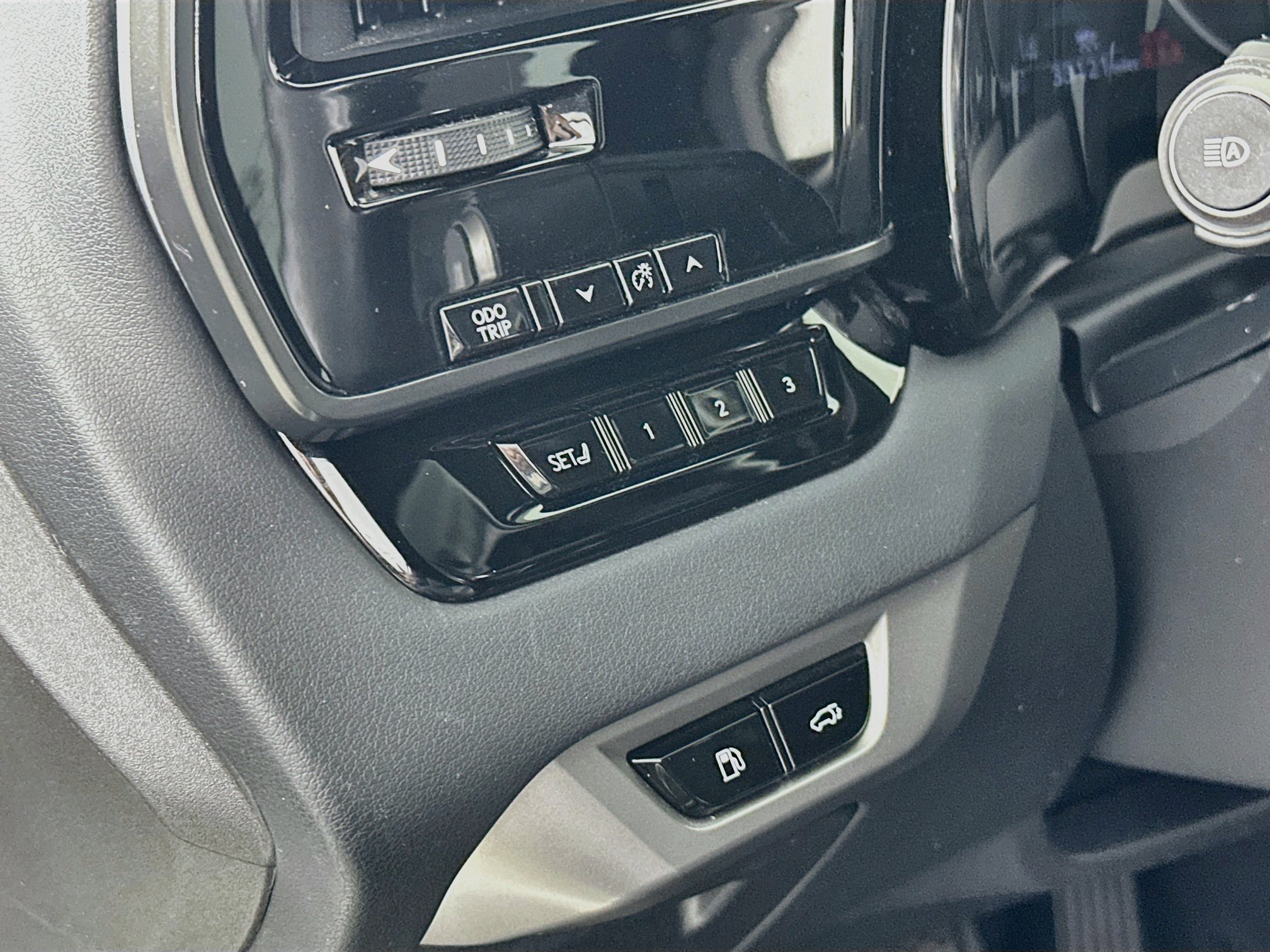 Used 2023 Lexus RX 350 Premium Plus w/ Cold Area Package FWD image 10
