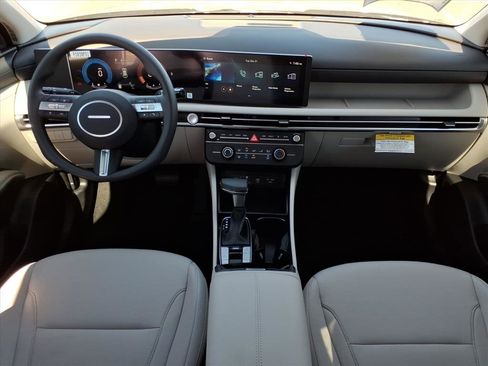 New 2026 Hyundai Tucson SE image 7