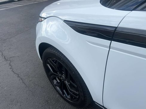 Used 2023 Land Rover Range Rover Evoque SE image 26